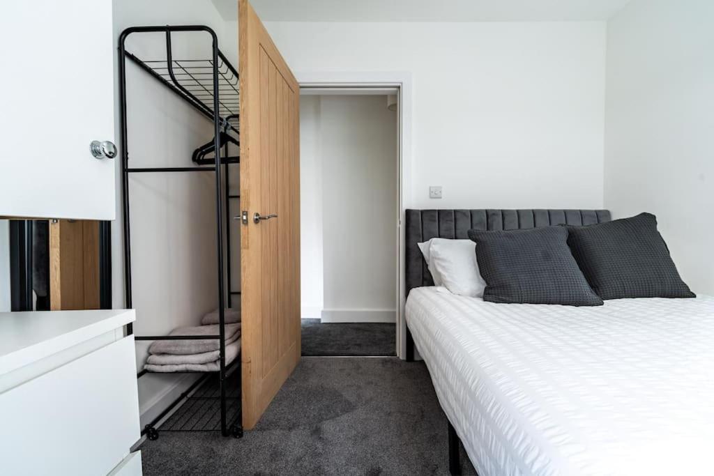 Isaacs View - Ground Floor Apartment 클리소프스 외부 사진